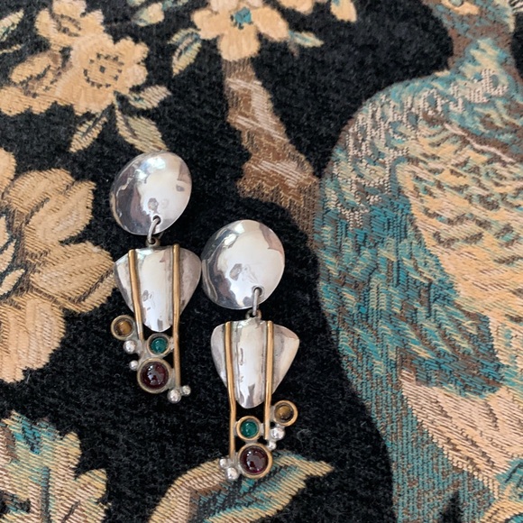 LUIS BOOTH VINTAGE STERLING BRASS & SEMI PRECIOUS STONES CLIP ON DANGLING EARING
